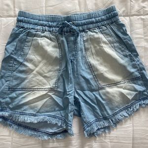 Zenana women’s shorts Large